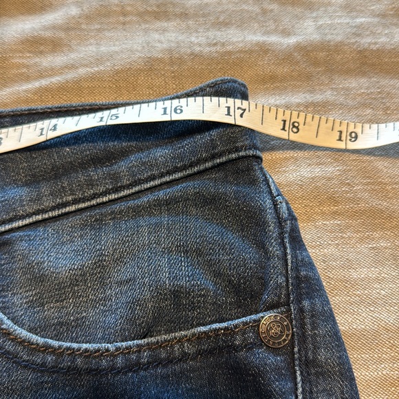 Rock and Republic Jeans - Picture 6 of 9